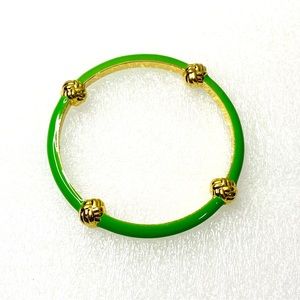 LILLY PULITZER Love Knots Bangle in Green Enamel and Gold